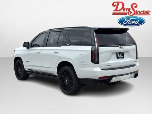 Used 2023 Cadillac Escalade V AWD/4WD image 9