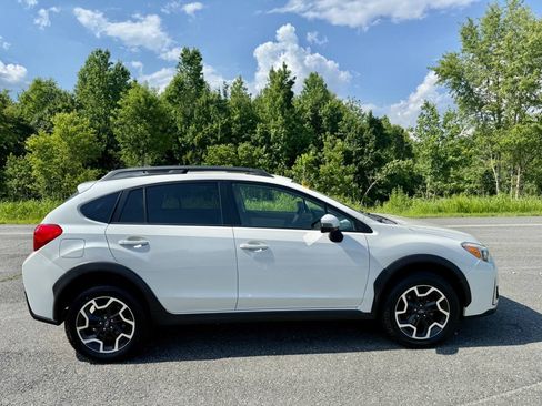 Used 2016 Subaru Crosstrek 2.0i Limited AWD/4WD image 14