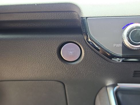 New 2026 Kia Carnival EX FWD image 28