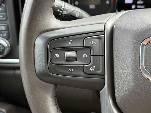 Used 2023 GMC Sierra 3500 Denali image 11