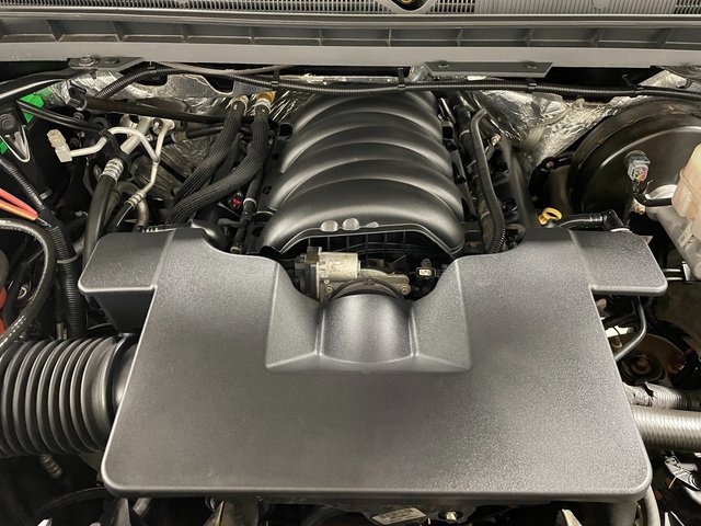 Used 2017 Chevrolet Silverado 1500 LT w/ All Star Edition AWD/4WD image 23