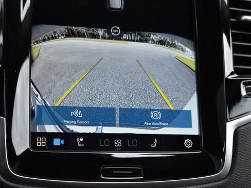 New 2024 Volvo XC90 T8 Plus w/ Protection Package Premier image 32