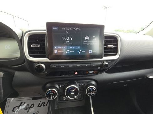 Used 2023 Hyundai Venue SEL w/ Cargo Package FWD image 14