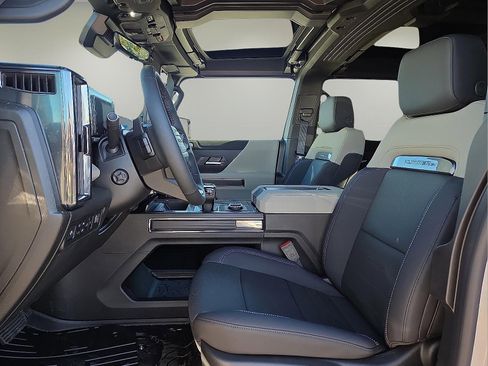 New 2026 GMC Hummer EV 4x4 Crew Cab image 16