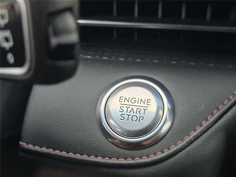Certified 2024 Lincoln Nautilus Premier w/ Jet Appearance Package AWD/4WD image 23