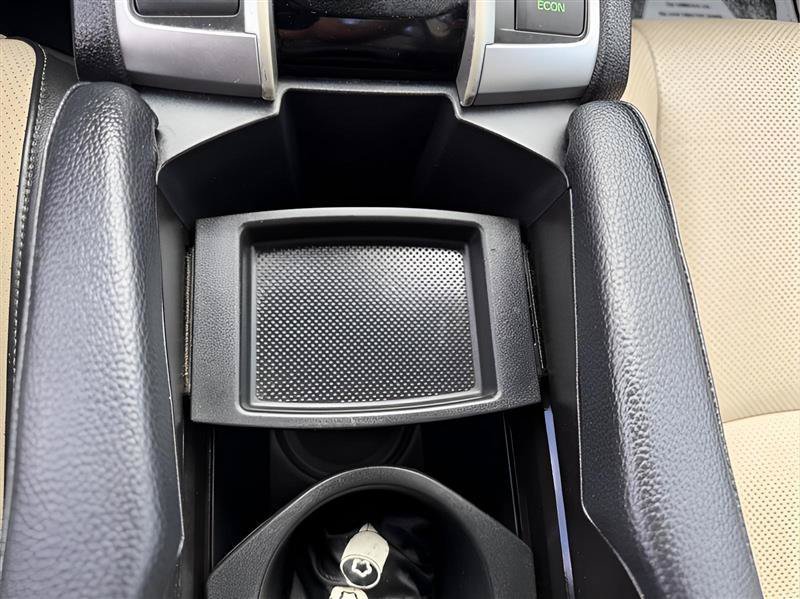 Used 2018 Honda Civic EX-L image 29