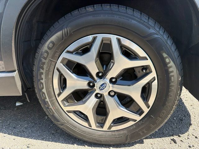Used 2021 Subaru Forester Premium AWD/4WD image 5