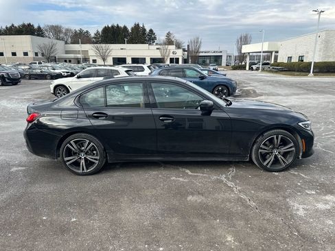 Used 2022 BMW 330i xDrive 330i xDrive w/ Premium Package 2 image 6