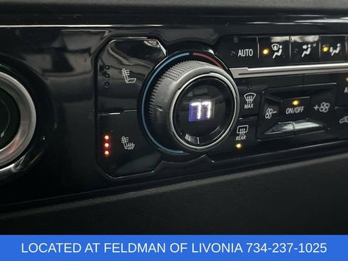 Used 2024 Chevrolet Silverado 1500 LT image 34