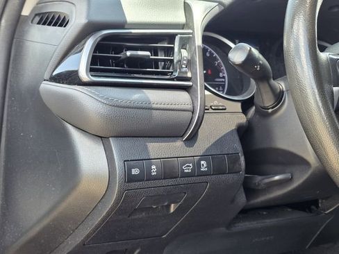 Used 2022 Toyota Camry LE FWD image 17