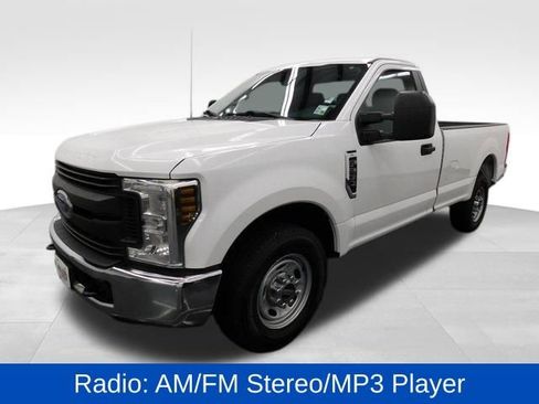 Used 2019 Ford F250 XL w/ XL Value Package image 5