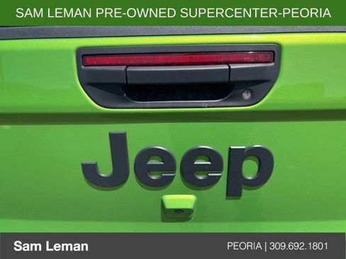 Used 2025 Jeep Gladiator Sport AWD/4WD image 13