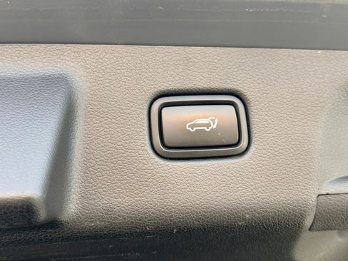 Used 2021 Hyundai Palisade Limited image 31