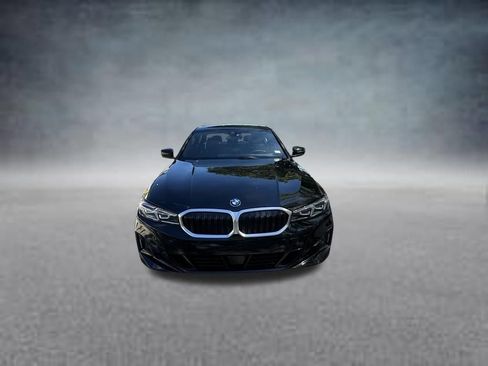 Used 2025 BMW 330i Sedan RWD image 2