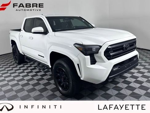Used 2024 Toyota Tacoma SR5 image 1