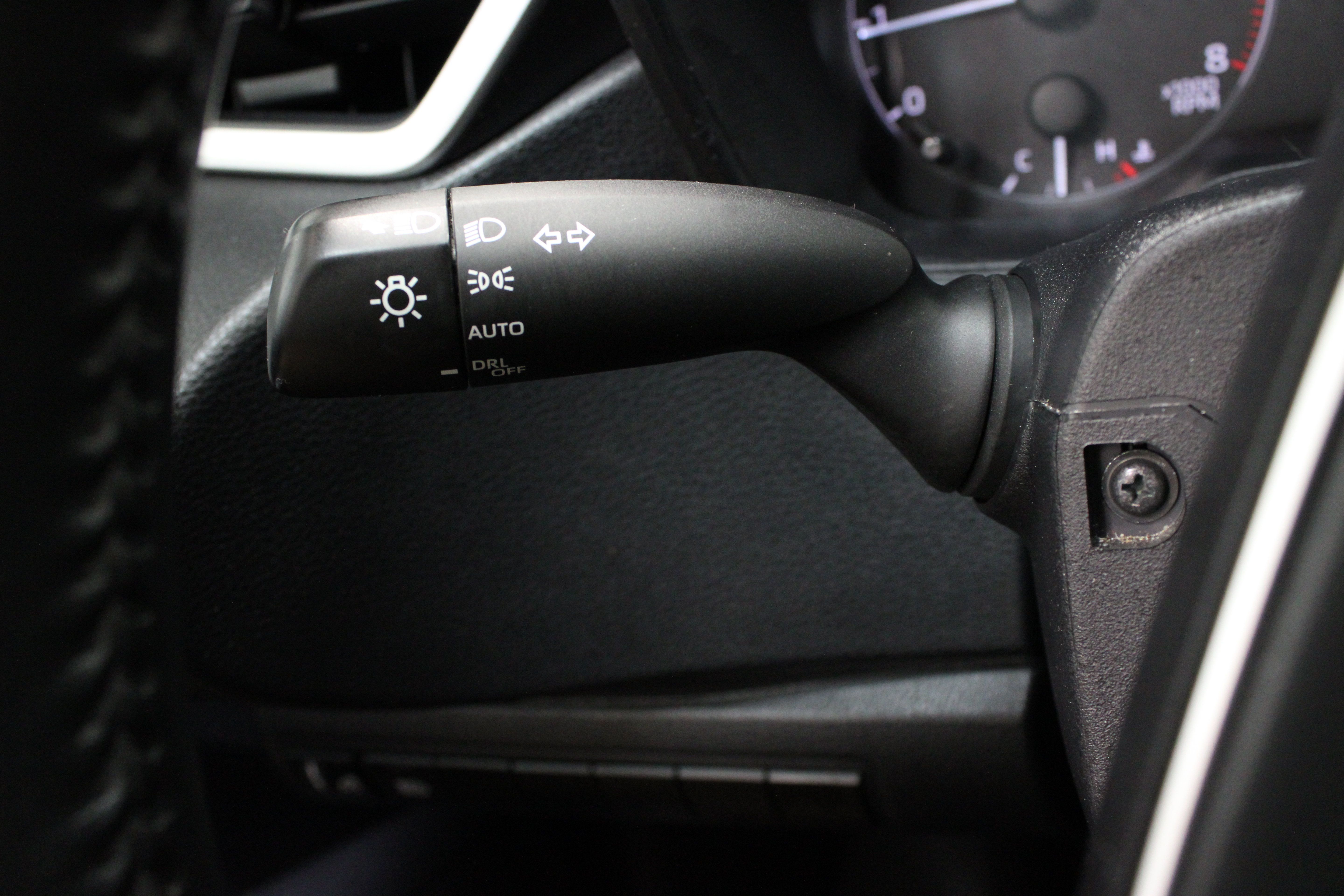 Used 2025 Toyota Corolla SE FWD image 23