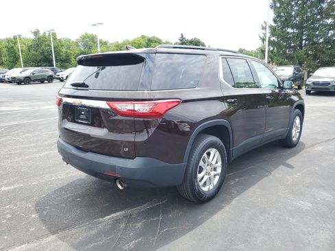 Used 2020 Chevrolet Traverse LT FWD image 3