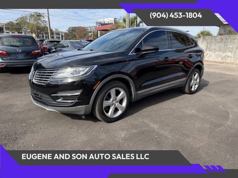 Used 2017 Lincoln MKC Premiere image 1