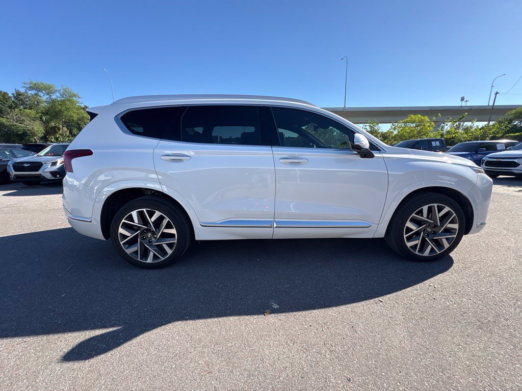 Used 2023 Hyundai Santa Fe Calligraphy w/ Cargo Package FWD image 2