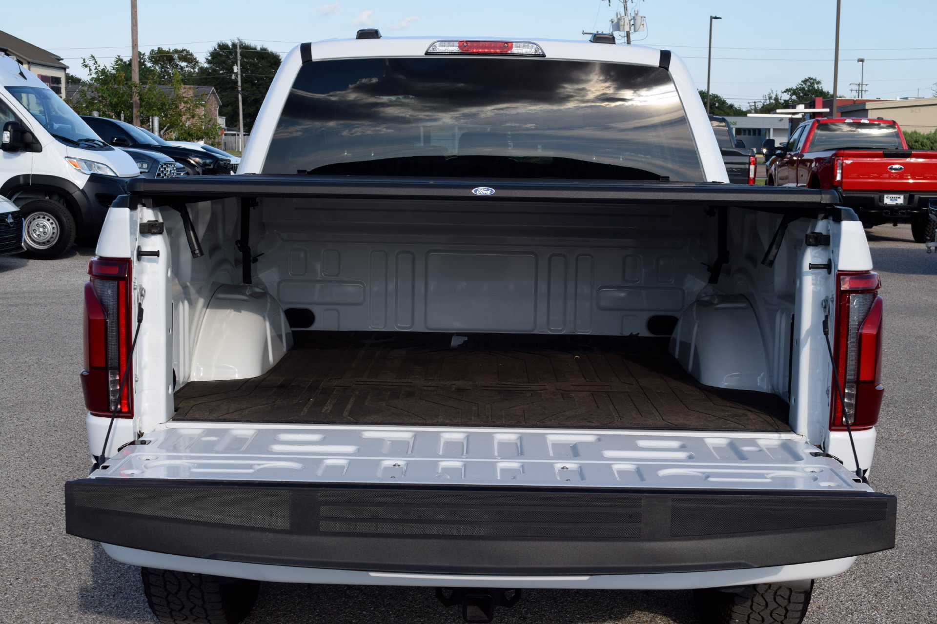 Used 2025 Ford F150 Lariat AWD/4WD image 22