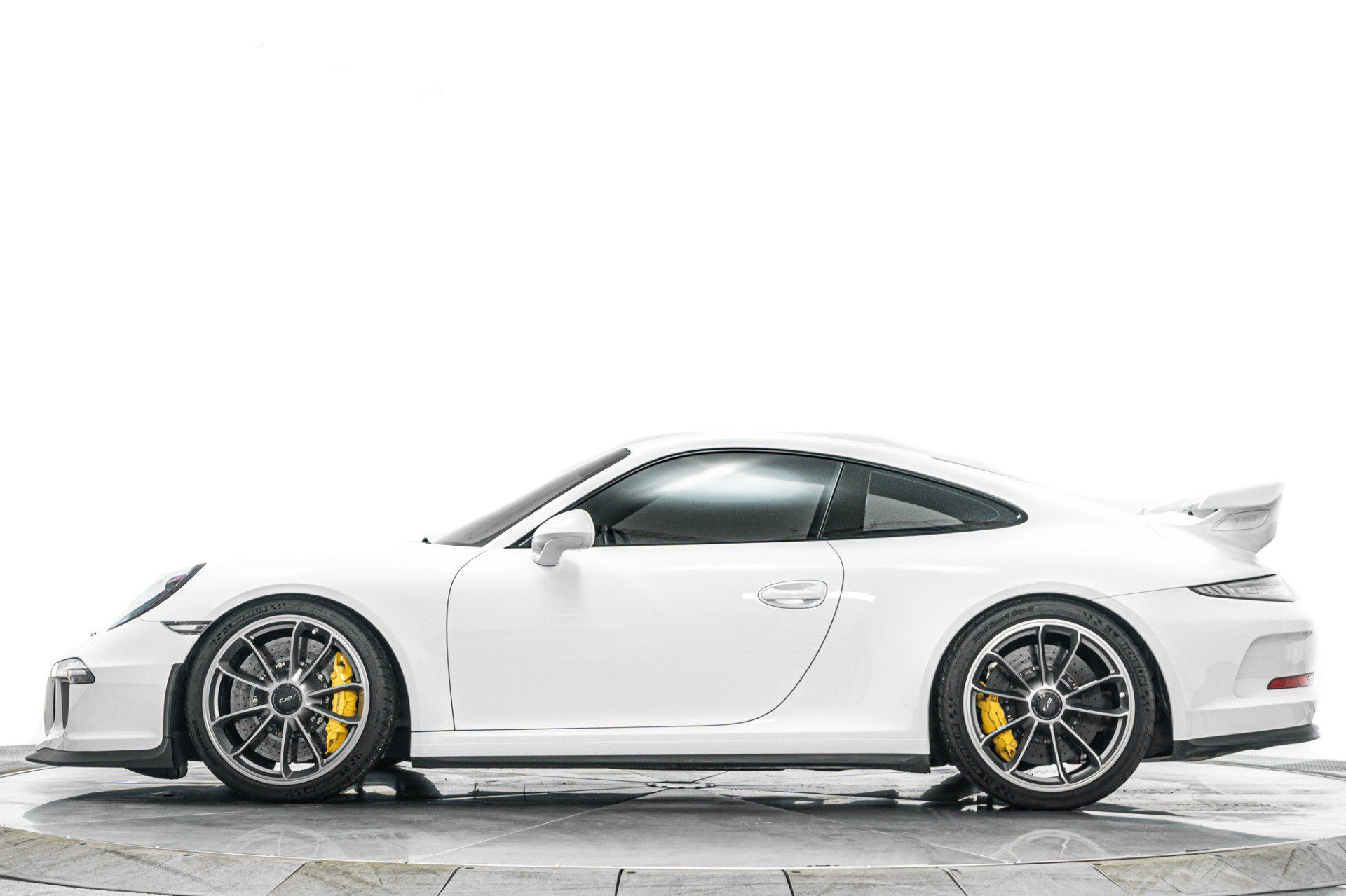 Used 2014 Porsche 911 GT3 RWD image 6