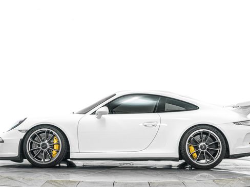 Used 2014 Porsche 911 GT3 RWD image 6