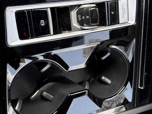 New 2026 Volkswagen Atlas Cross Sport SEL Premium R-Line image 17