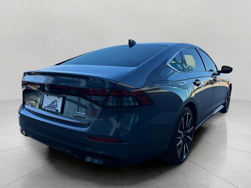 Used 2025 Honda Accord Touring image 12