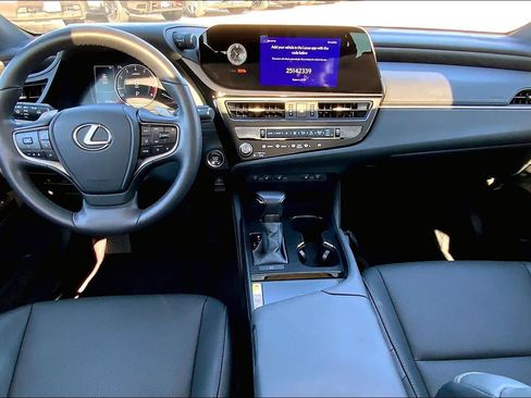 Used 2024 Lexus ES 250 w/ Premium Package image 29