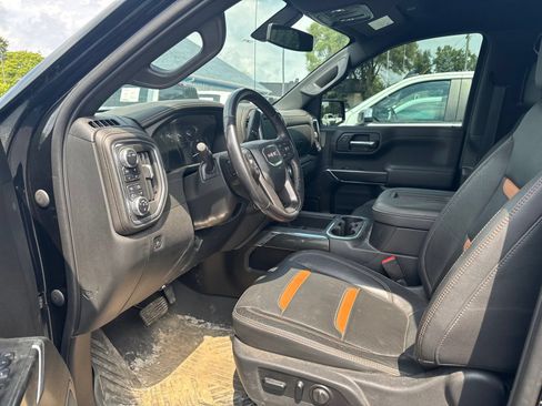Used 2021 GMC Sierra 1500 AT4 AWD/4WD image 2