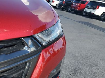 Used 2023 Chevrolet Traverse LT