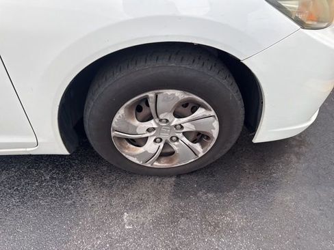 Used 2014 Honda Civic LX image 9
