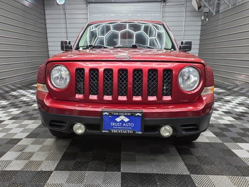 Used 2015 Jeep Patriot Sport w/ Power Value Group FWD image 4