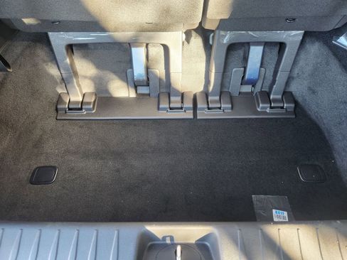 New 2026 Kia Carnival LXS image 27