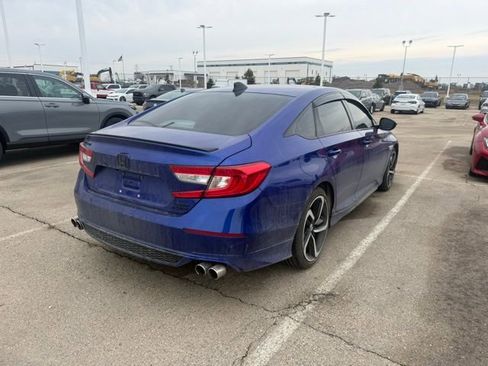 Used 2022 Honda Accord Sport image 3
