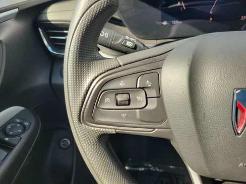 Used 2024 Buick Envista Preferred w/ Convenience II Package image 19