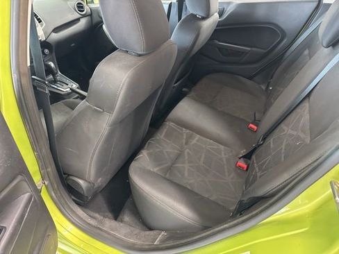 Used 2012 Ford Fiesta SE image 18