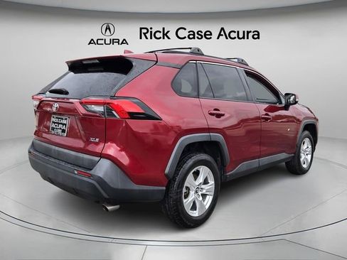 Used 2019 Toyota RAV4 XLE image 7
