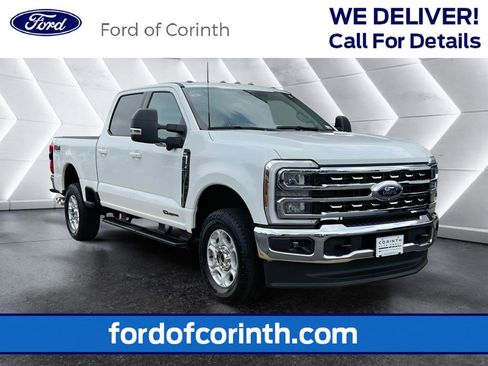 New 2026 Ford F250 XLT w/ XLT Premium Package AWD/4WD image 1