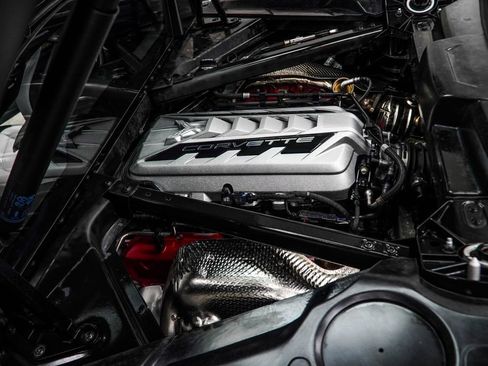 Used 2023 Chevrolet Corvette Stingray Preferred Cpe w/ Z51 Performance Package RWD image 19