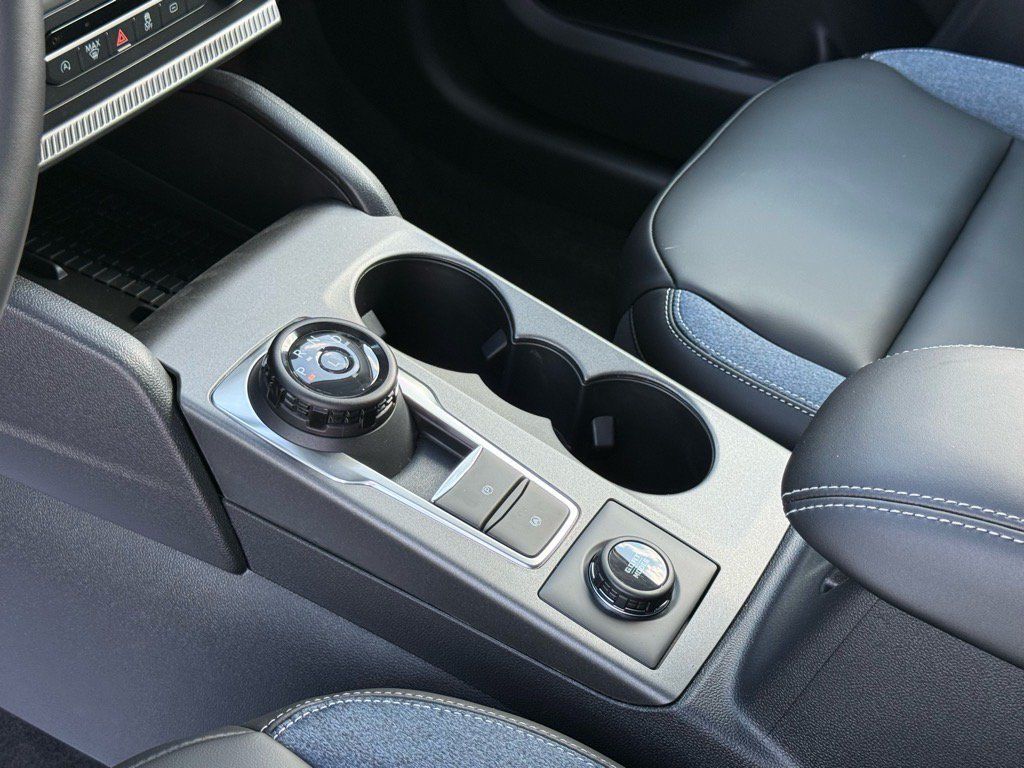 Used 2025 Ford Bronco Sport Outer Banks AWD/4WD image 18