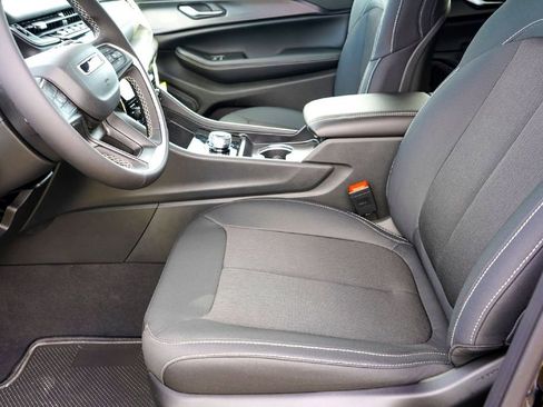 New 2026 Jeep Grand Cherokee L Laredo RWD image 10
