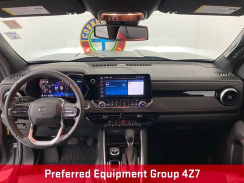 Used 2024 Chevrolet Colorado Z71 w/ Z71 Convenience Package 2 image 7
