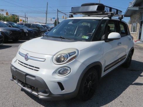 Used 2014 FIAT 500L Trekking w/ Popular Equipment Group FWD image 29