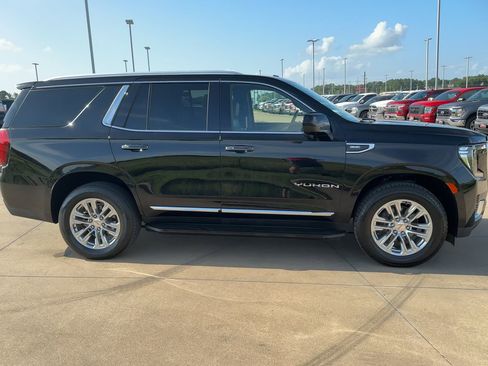 Used 2021 GMC Yukon SLT image 9