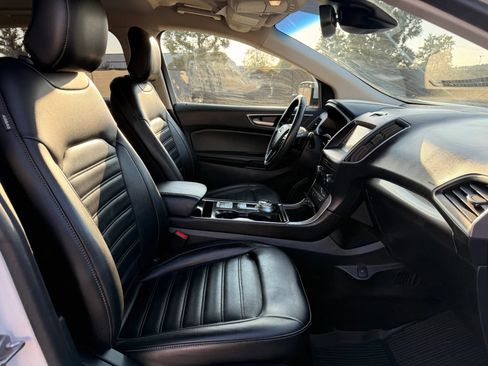Used 2019 Ford Edge SEL w/ Equipment Group 201A AWD/4WD image 18