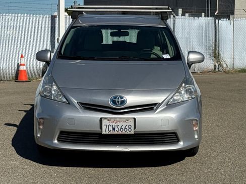 Used 2013 Toyota Prius V Two FWD image 8