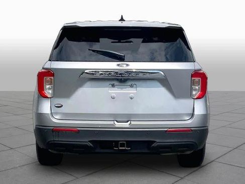 Certified 2021 Ford Explorer 4WD w/ Class III Trailer Tow Package image 5