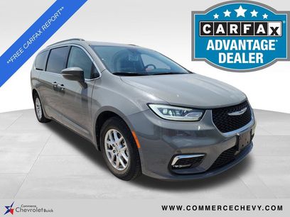 Used 2022 Chrysler Pacifica Touring-L