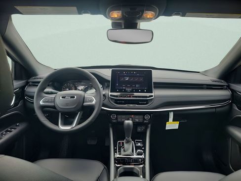 New 2026 Jeep Compass Latitude AWD/4WD image 10
